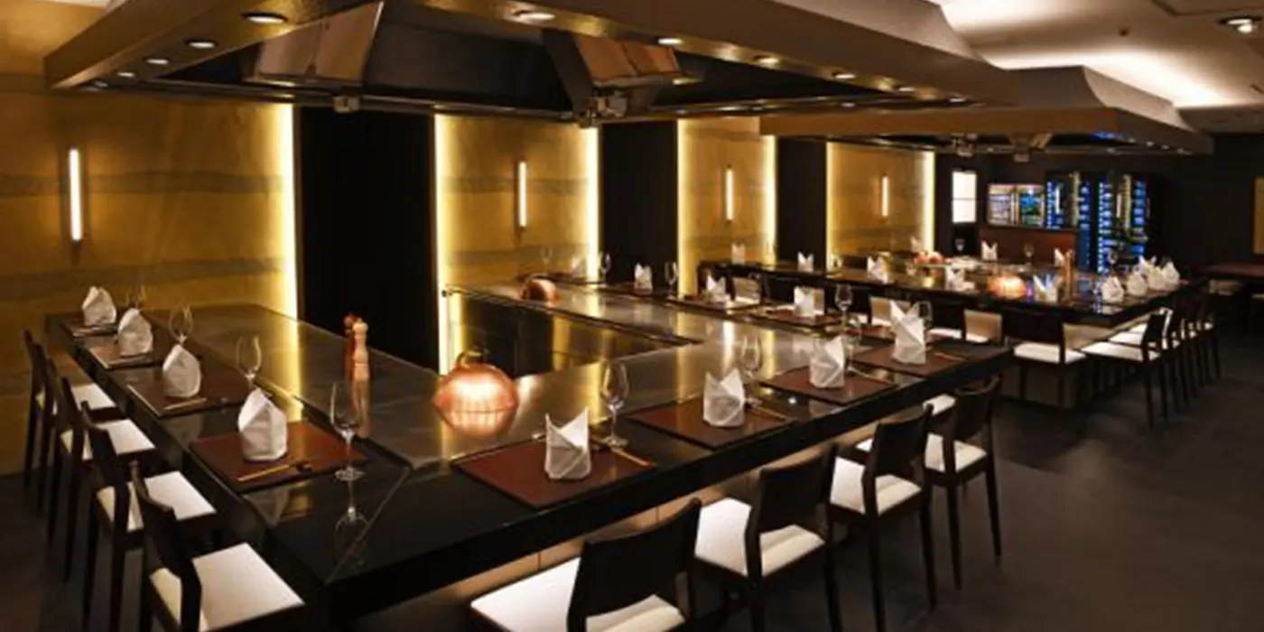 ステーキハウスあづまにてディナー